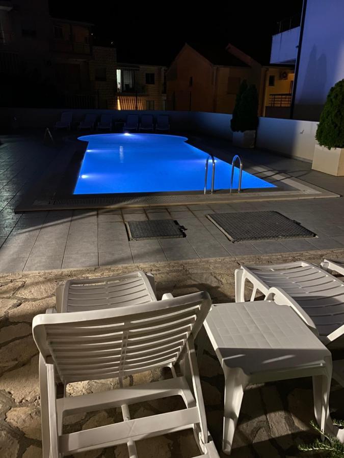 Deluxe Pool Apartment 4 Petrovac エクステリア 写真
