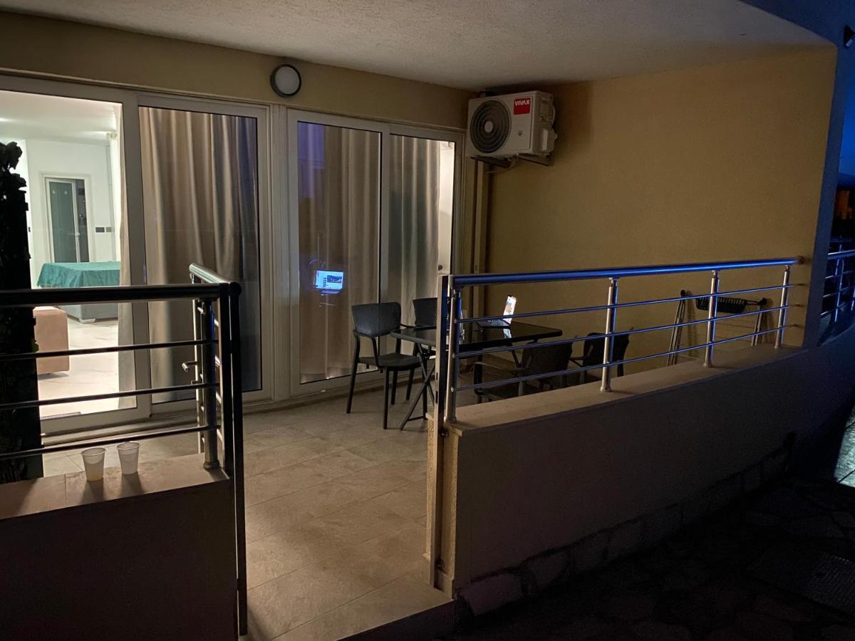 Deluxe Pool Apartment 4 Petrovac エクステリア 写真