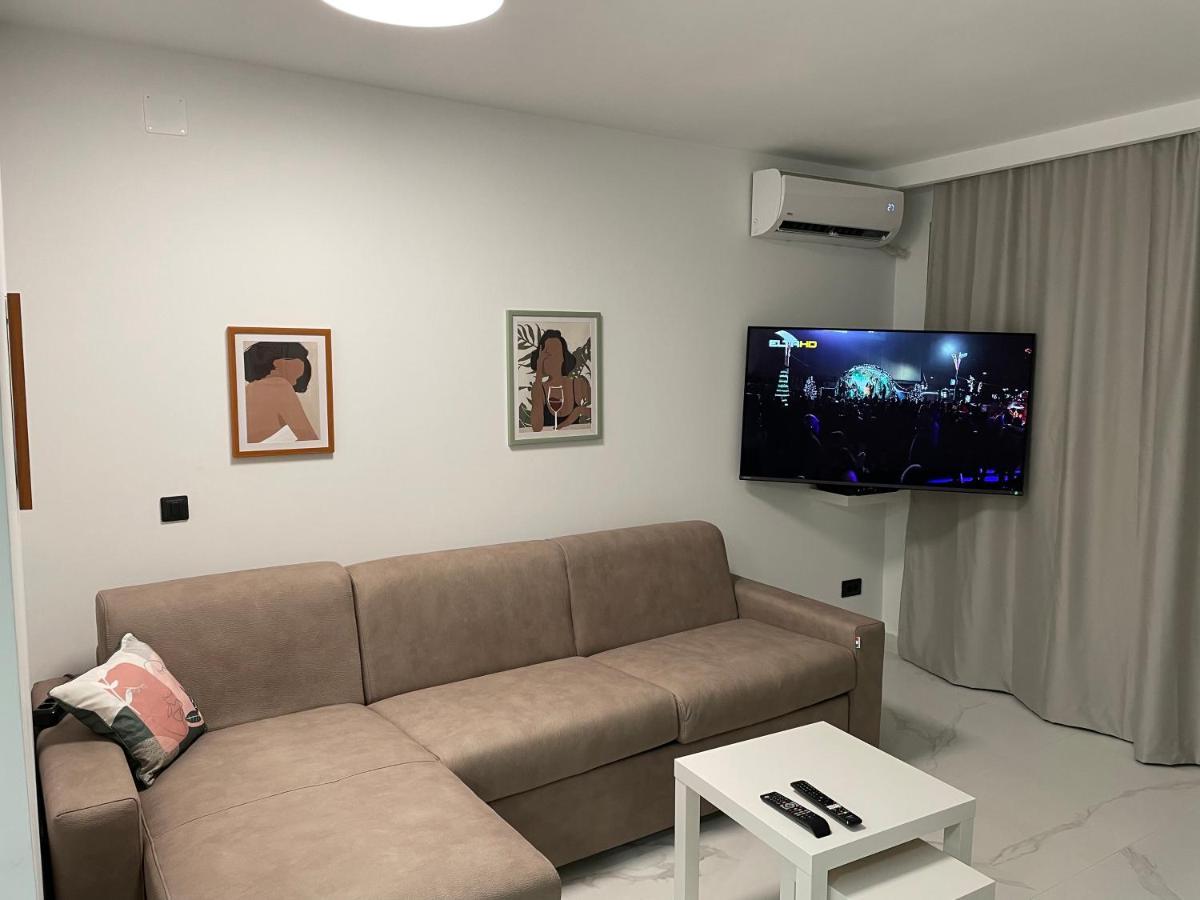 Deluxe Pool Apartment 4 Petrovac エクステリア 写真